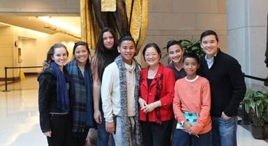 Senator Hirono meets with visiting students.